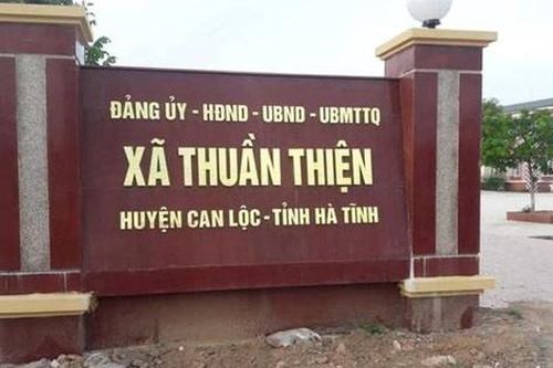 Bí thư và Chủ tịch xã bị giáng chức do để cán bộ lộng quyền