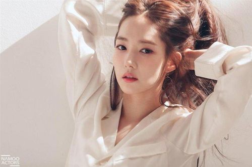 6 chiêu giúp 'nữ hoàng dao kéo' Park Min Young giữ dáng đẹp, eo thon