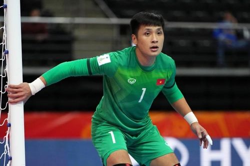 Hồ Văn Ý hạng 10 trong cuộc bình chọn thủ môn futsal xuất sắc nhất thế giới