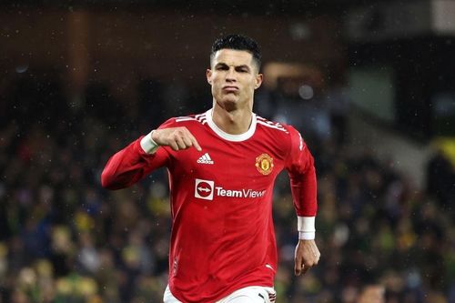 Ronaldo dọa rời Man Utd