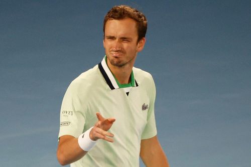 Medvedev hạ Kyrgios tại vòng 2 Australian Open