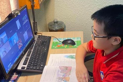 Không lý do gì tiếp tục học trực tuyến
