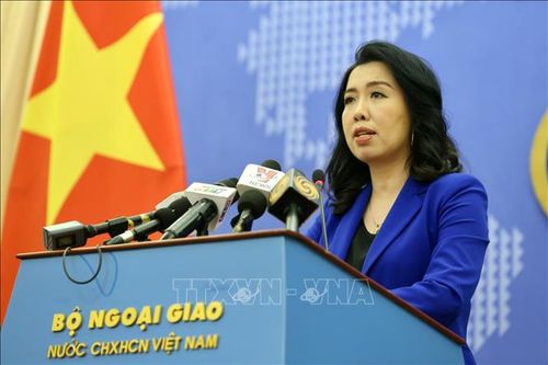 Tạo điều kiện tối đa cho người Việt Nam nhập cảnh