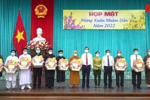 Họp mặt nhân sĩ, trí thức, dân tộc, tôn giáo, Việt kiều tiêu biểu mừng Xuân Nhâm Dần 2022