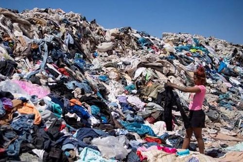 Mặt tối của ngành công nghiệp thời trang 'mì ăn liền'