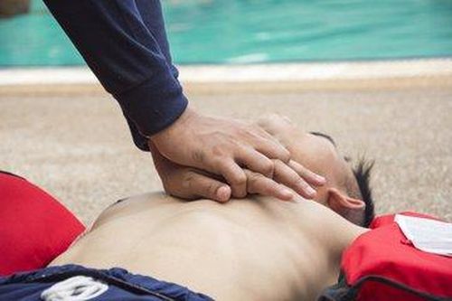 Hai du khách đuối nước ở Bãi Dài