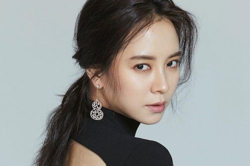 Song Ji Hyo không được tiêm vaccine Covid-19
