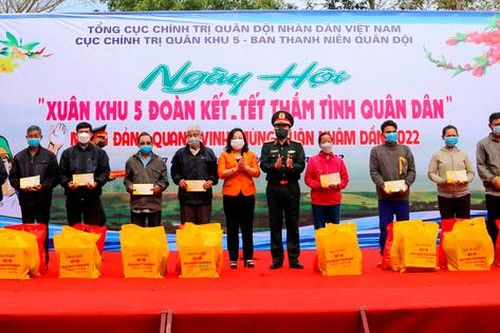 Xuân Khu 5 đoàn kết - Tết thắm tình quân dân