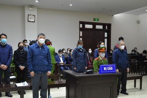Vụ án tại BV Bạch Mai: Lời nói sau cùng chua xót của vị Phó giáo sư trên bục bị cáo