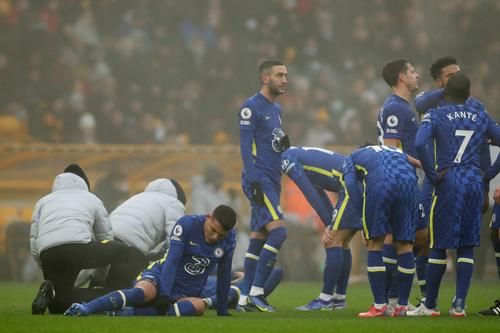 Chelsea sa sút đáng lo, nhận thêm tin xấu ở Cúp C1