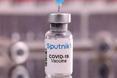 Covid-19: Nhật lại chạm đỉnh, Sputnik V hiệu quả hơn Pfizer trước Omicron