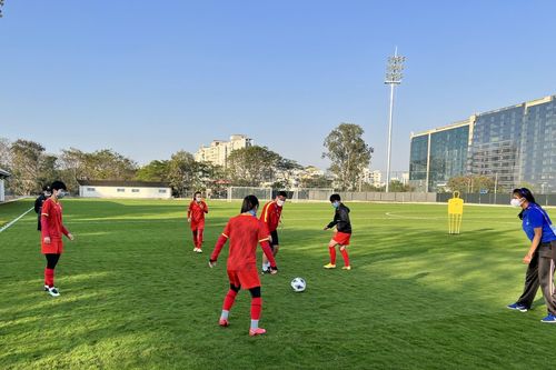 ASIAN Cup nữ 2022: Tuyển nữ Việt Nam đã ra sân tập