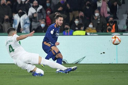 Hazard tỏa sáng, Real ngược dòng không tưởng Elche