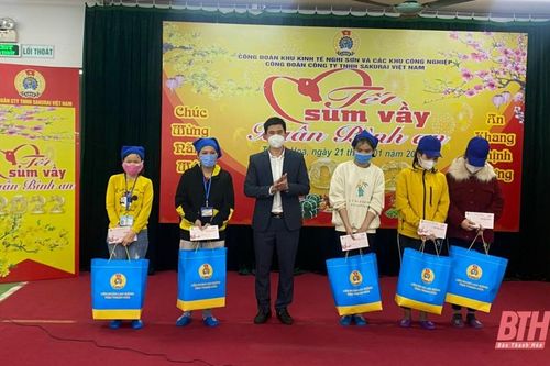 'Tết sum vầy - Xuân bình an' cho đoàn viên, công nhân, lao động Công ty TNHH Sakurai Việt Nam