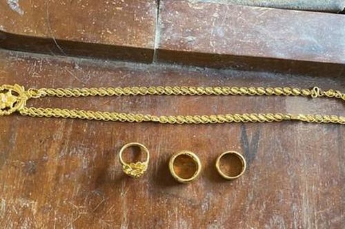 Con dâu lấy vàng của mẹ chồng rồi dựng hiện trường giả bị trộm đột nhập