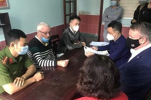 Công an Việt Nam bắt đối tượng quốc tịch Anh bị truy nã quốc tế