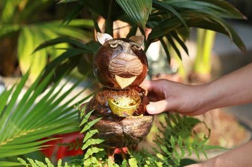 Ngộ nghĩnh bonsai dừa tạo hình linh vật hổ năm Nhâm Dần