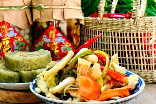 Người bán hàng nghỉ Tết sớm