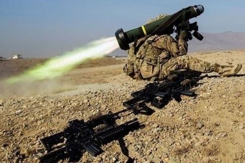 Các thành viên NATO chuyển vũ khí cho Ukraine