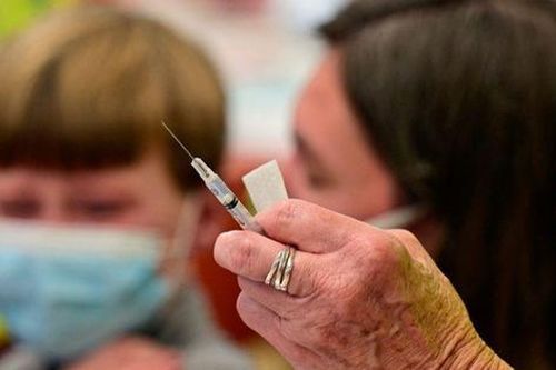 WHO khuyến nghị giảm liều vaccine cho trẻ dưới 12 tuổi