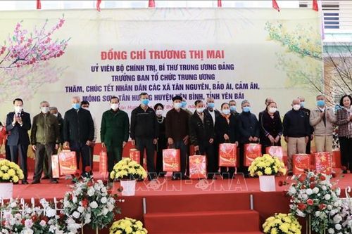 Trưởng Ban Tổ chức Trung ương Trương Thị Mai thăm, chúc Tết tại tỉnh Yên Bái