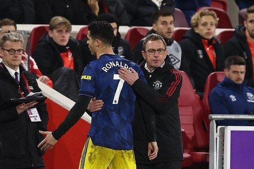 HLV Rangnick 'dằn mặt' Ronaldo sau động thái nổi loạn