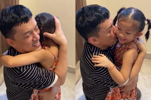 Lam Trường hóa thành hộp quà, xúc động gặp lại con gái sau 6 tháng xa nhà: 'Con ba lớn quá'