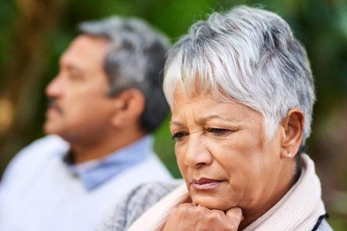 Hôn nhân tuổi xế chiều dễ đổ vỡ, chuyên gia chỉ 5 nguyên nhân bất ngờ