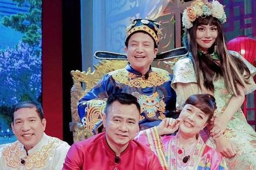 Táo Quân khiến fan 'nở mũi tự hào' khi quy tụ nhiều cái tên kỳ cựu, 'Bắc Đẩu mới' Duy Khánh cũng lần đầu tiên xuất hiện!