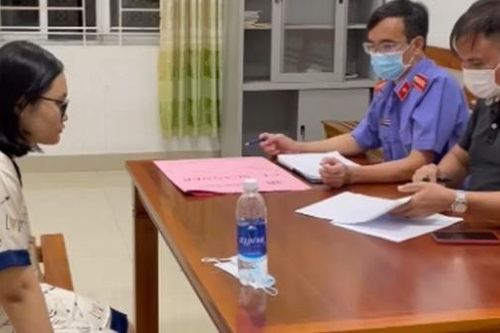 Khởi tố bị can vụ con gái dùng xyanua đầu độc giết cha