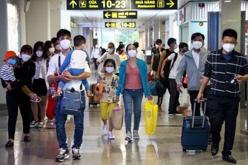 Hãng bay tăng chuyến đưa người dân về quê đón Tết