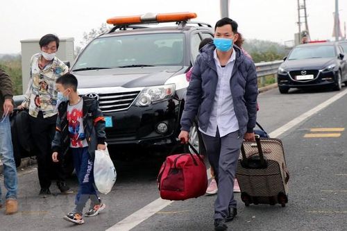Tỉnh Nghệ An tạo mọi thuận lợi cho người dân về quê đón Tết