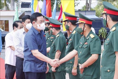 Chủ tịch Quốc hội thăm, chúc Tết tại Tiểu đoàn U Minh 2