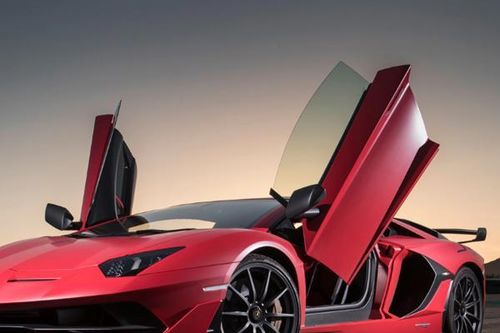 Lamborghini sẽ chia tay xe xăng thuần túy trong năm nay