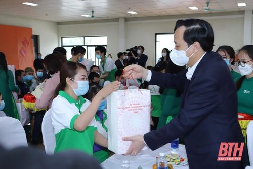 Tết ấm nghĩa tình, chăm lo và đoàn kết