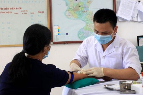 Thái Bình tập trung tiêm phủ vaccine cho người từ 12 tuổi trở lên