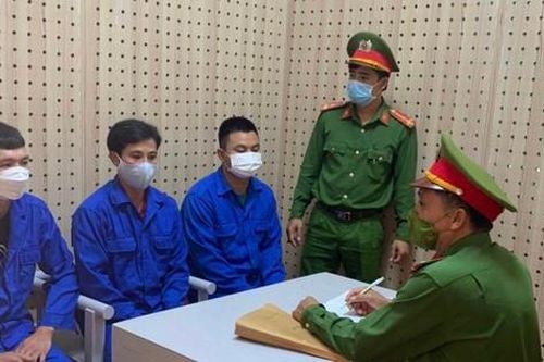 Con nợ thuê người bắt cóc chủ nợ, đánh đập ép ký giấy đã nhận tiền