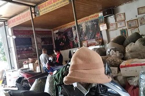 Dấu hiệu lỏng lẻo trong quản lý hoạt động khám chữa bệnh ở Ba Vì