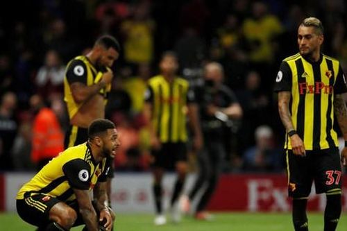 'Gã thợ hàn' Ranieri bị sa thải