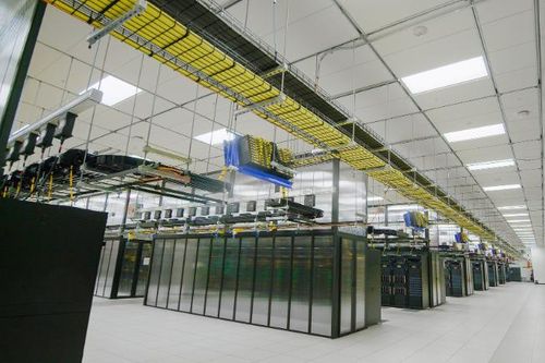 Khám phá siêu máy tính AI của Facebook, có thể mạnh nhất thế giới khi hoàn thiện