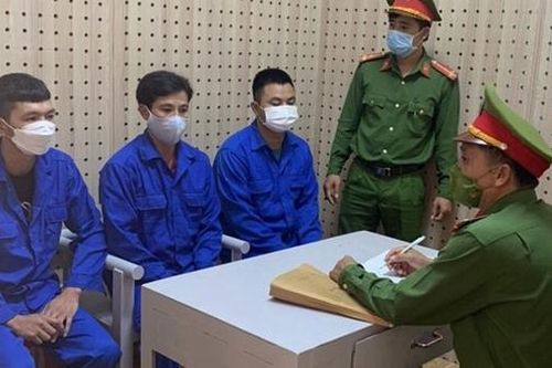 Nhóm đối tượng bắt giữ người trái pháp luật, ép viết giấy nhận tiền trả nợ