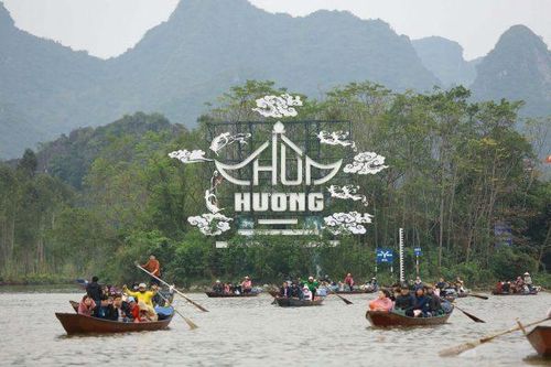 Chùa Hương tạm dừng tổ chức lễ hội