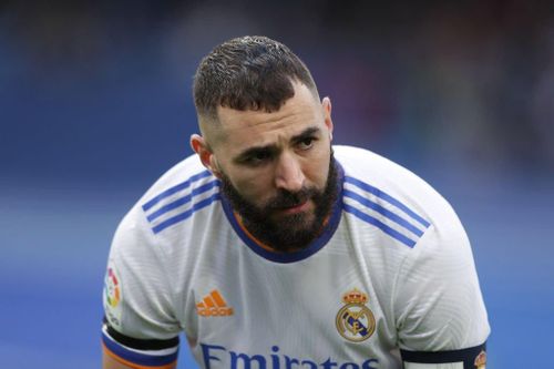 Ancelotti nhận lỗi sau khi Benzema sút hỏng phạt đền