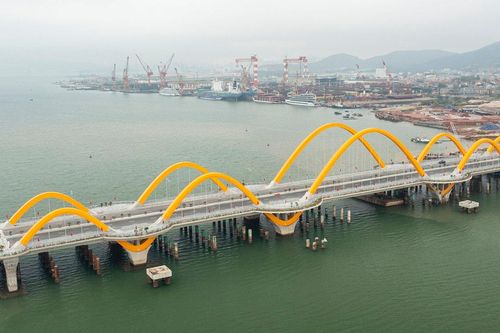 Cầu Tình Yêu ở Quảng Ninh được đưa vào sử dụng