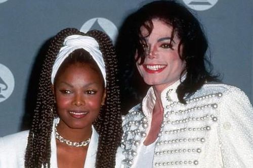 Janet Jackson tiết lộ bị anh trai Michael gọi là 'lợn, bò và ngựa'