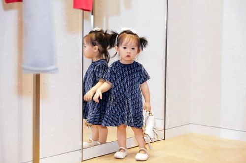Bà xã Cường Đô La chuẩn 'đẻ thuê' khi hé lộ con gái Suchin thừa hưởng điều này từ bố