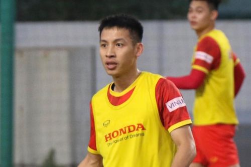 Thay Quế Ngọc Hải làm đội trưởng, Hùng Dũng họp báo nói điều gì trước trận gặp Úc?
