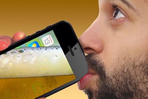 Ảo thuật gia từng kiếm hàng triệu USD từ ứng dụng uống bia trên iPhone bây giờ ra sao?