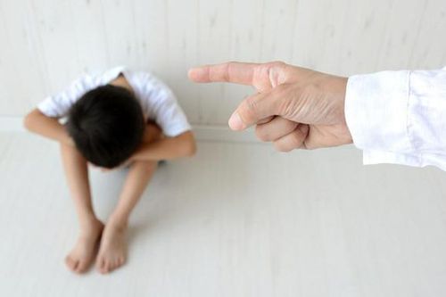 Bạo hành trẻ em: Giới hạn nào của cái ác?