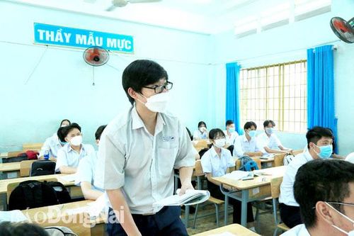 Trẻ em, học sinh, học viên, sinh viên trở lại trường từ ngày 14-2